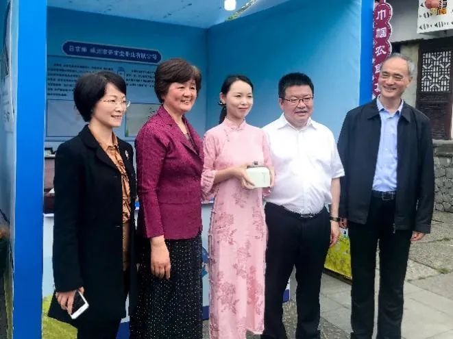 茶叶盒包装批发市场_茶叶包装盒批发定制_茶叶批发盒定制包装设计